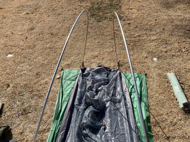 バンドック ソロドームのポール立ち上げ